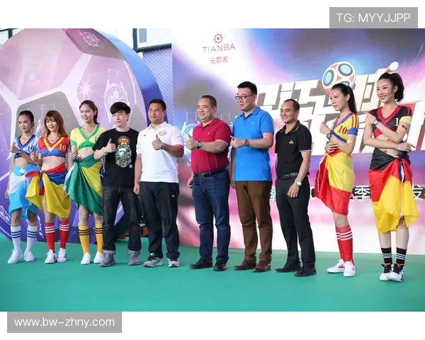 利雅得新月与皇马高层会晤,签名球衣见证跨洲际足球友谊(2)